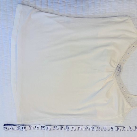 Express Embellished V-Neck Cami - Picture 6 of 10